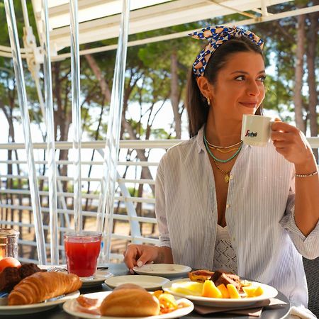Hotel Lido ألبا أدرياتيكا المظهر الخارجي الصورة