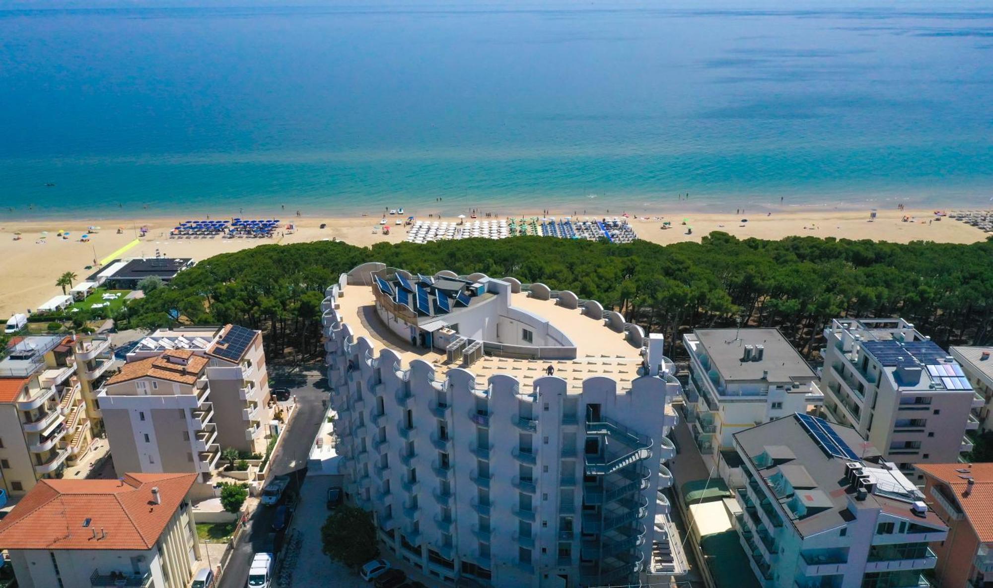 Hotel Lido ألبا أدرياتيكا المظهر الخارجي الصورة