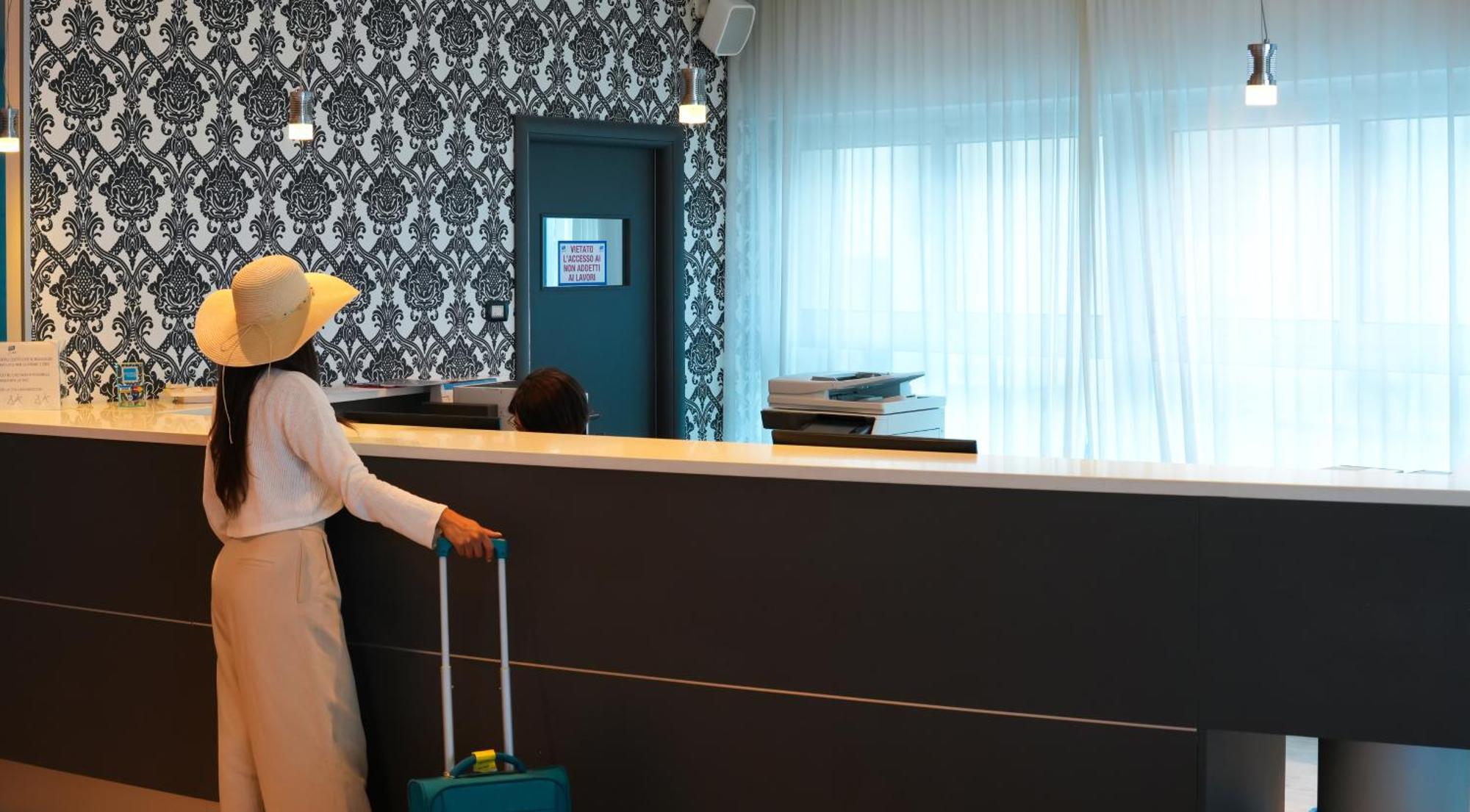 Hotel Lido ألبا أدرياتيكا المظهر الخارجي الصورة