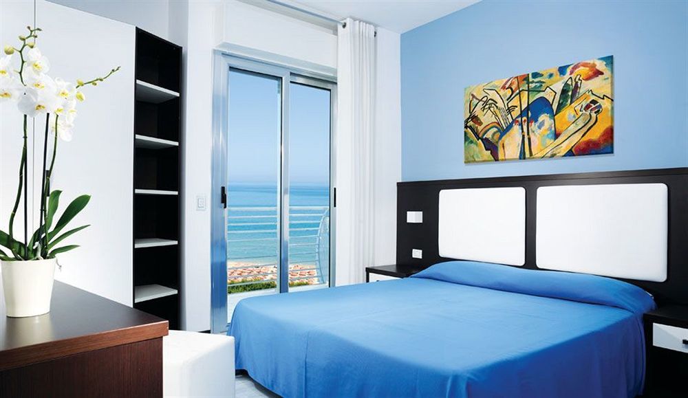 Hotel Lido ألبا أدرياتيكا المظهر الخارجي الصورة